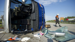 Туристически автобус катастрофира в Бавария