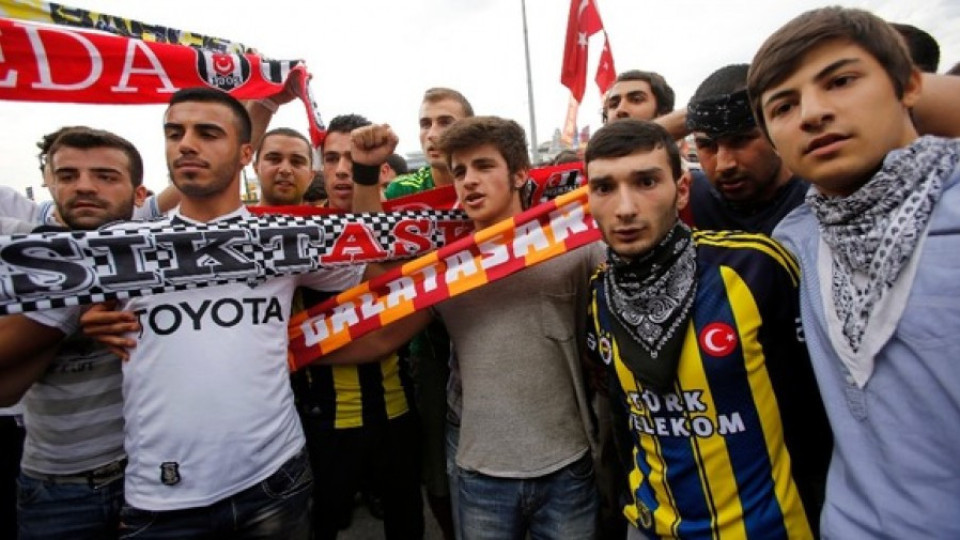 Протестите продължават с нова сила в Турция | StandartNews.com