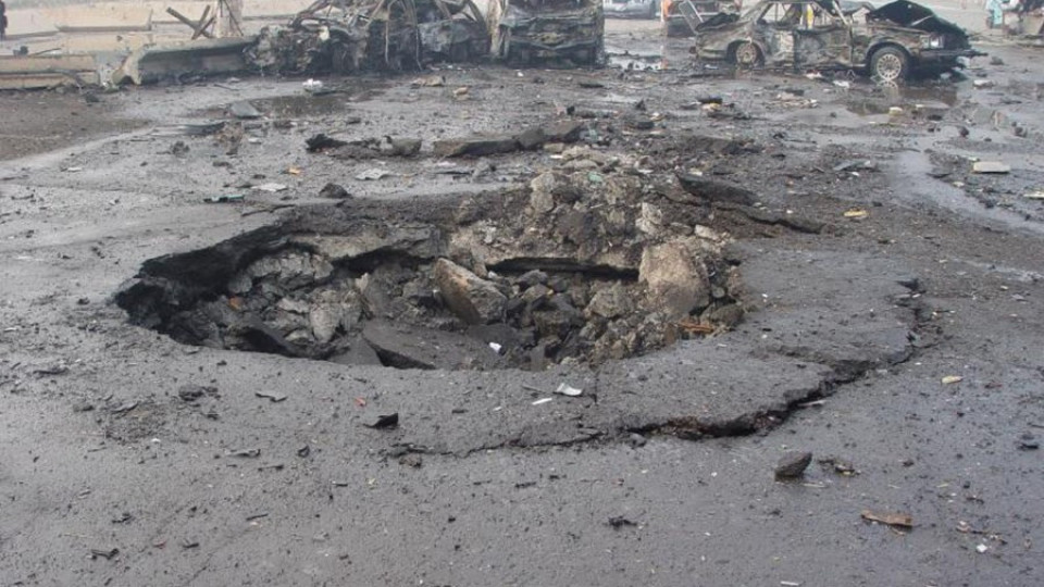 Атентатор взриви най-малко седем души в Багдад | StandartNews.com