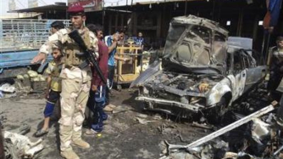 Атентатори взривиха пазар в Ирак | StandartNews.com