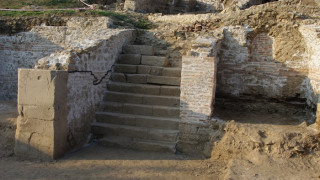Наши и американски учени изследват античен град край храма на Ванга