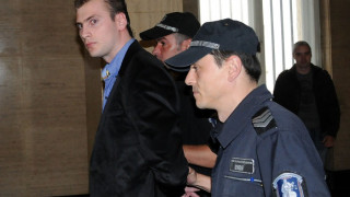 Съдът остави Октай Енимехмедов в ареста
