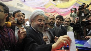Реформатор води на президентските избори в Иран