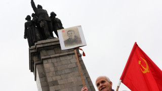 Искат преместването на Паметника на съветската армия 