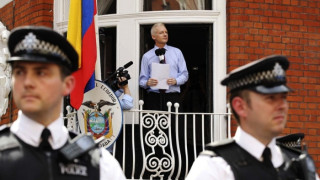 Еквадор ще продължи да подкрепя Джулиан Асанж