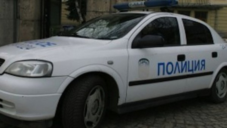 Мъж счупи носа на жена заради борч | StandartNews.com