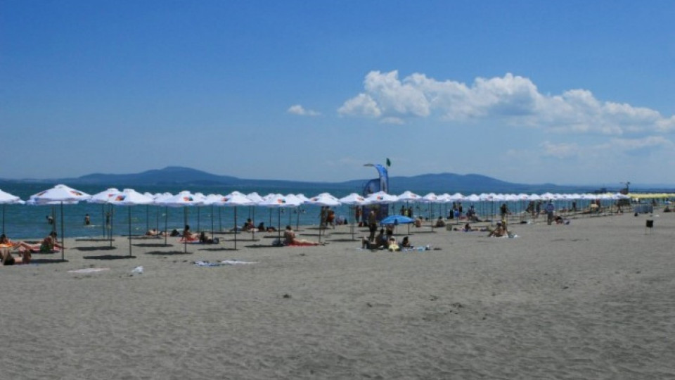 Пускат аудио система на плажа в Бургас | StandartNews.com