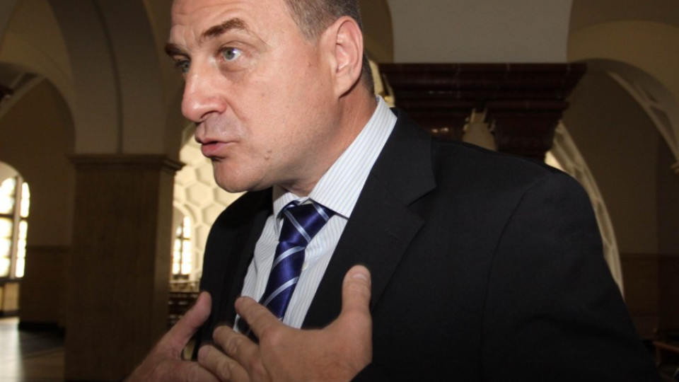 Йовчев поиска оставката на зам.-министър Иван Иванов | StandartNews.com