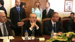 Плевнелиев не чул предложения за изход от кризата
