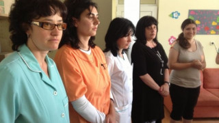 Обучават деца с увреждания и родителите им