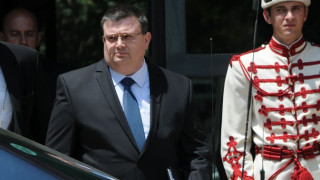 Има сигнал за офшорните сметки на президента