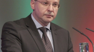Станишев получи вот на доверие след 9-часов пленум