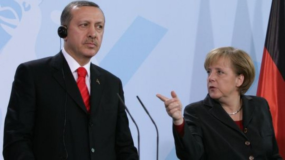 Германия блрокира преговорите на Турция за членство в ЕС | StandartNews.com