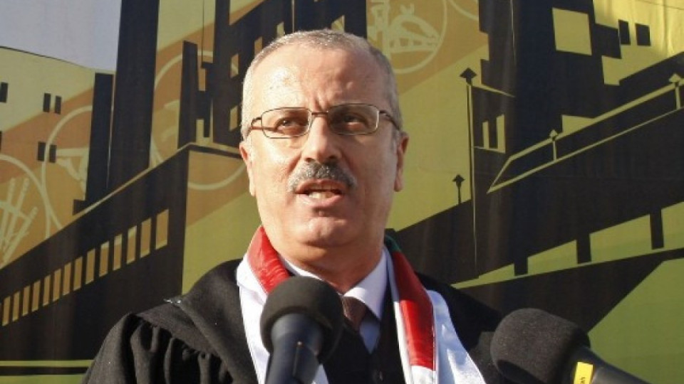 Палестинският премиер оттегли оставката си | StandartNews.com