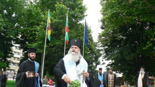 Добрич получи благословия от дядо Владика