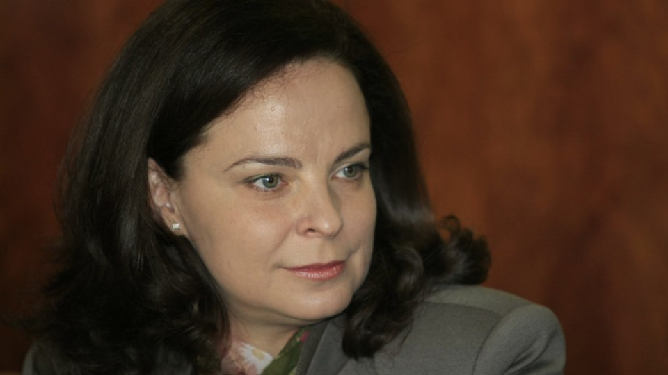 Таня Андреева поиска оставката на шефа на НЗОК | StandartNews.com