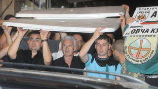 "Волен под масата" е фаворит във Фейсбук