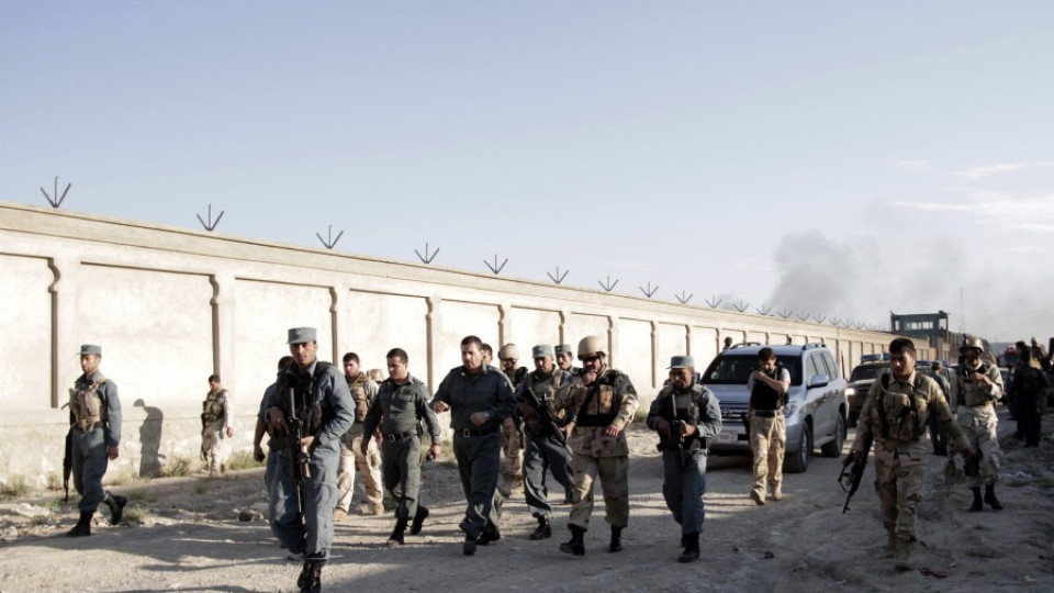 Седем души загинаха след атентат в Кабул | StandartNews.com