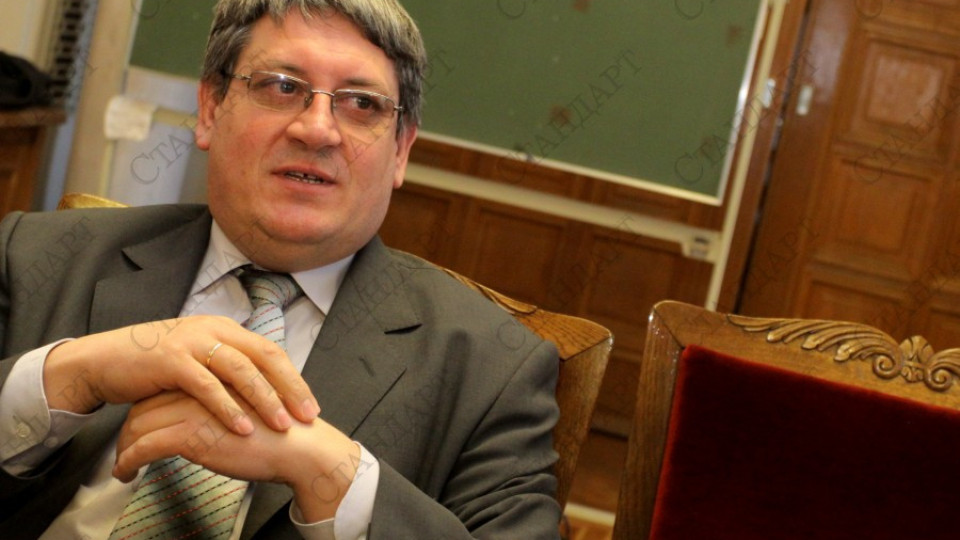 Д-р Цеков в парламента, защитава се пред депутатите | StandartNews.com