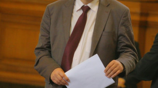 Румен Гечев: Тегленето на заем е абсолютно неизбежно