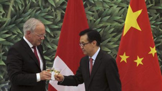 Китай и Швейцария подписаха договор за свободна търговия 