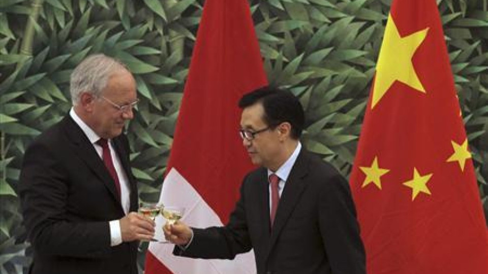 Китай и Швейцария подписаха договор за свободна търговия  | StandartNews.com