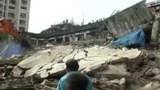 Шестима загинаха в рухнал хотел в Индия