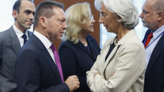 Тройката одобри 6,8 млрд. евро помощ за Гърция