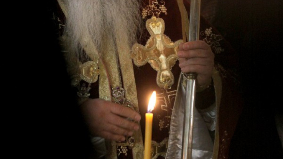 Съобщават до часове как е починал митрополит Кирил | StandartNews.com