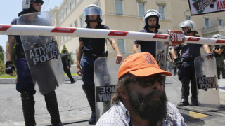 Национална стачка блокира Гърция на 16 юли
