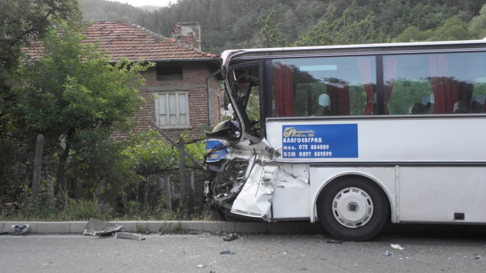 Двама български шофьори са загинали в катастрофата в Украйна  | StandartNews.com