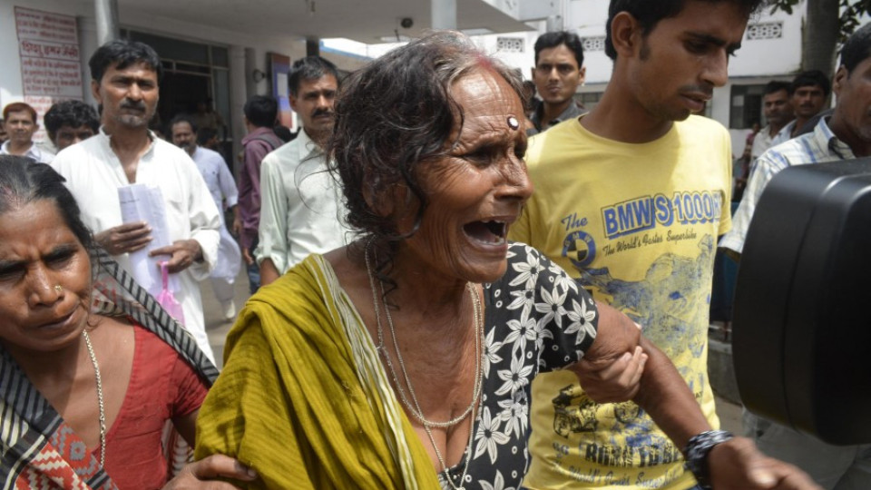 Безплатен обяд уби 22 деца в Индия | StandartNews.com