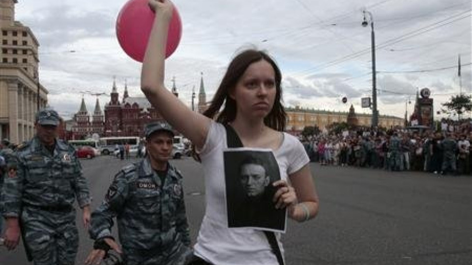Масови арести на протест в подкрепа на Алексей Навални | StandartNews.com
