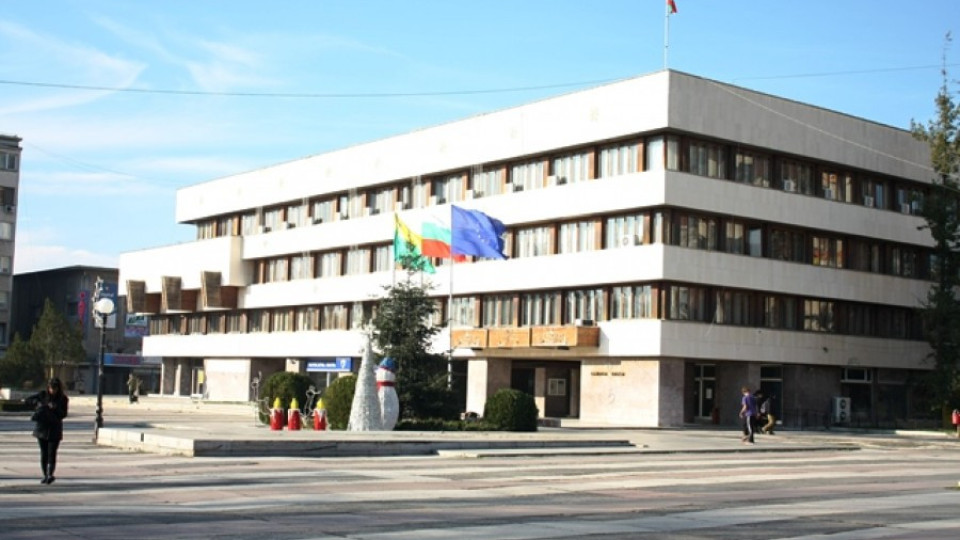 Протестът в Ямбол се обърна към общината | StandartNews.com