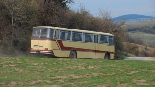 Оставиха село в разградско без автобуси