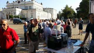 Поредно утро "На кафе" пред Парламента