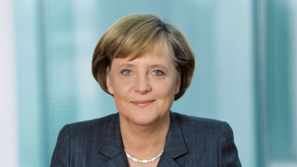 Меркел с 18 дни ваканция | StandartNews.com