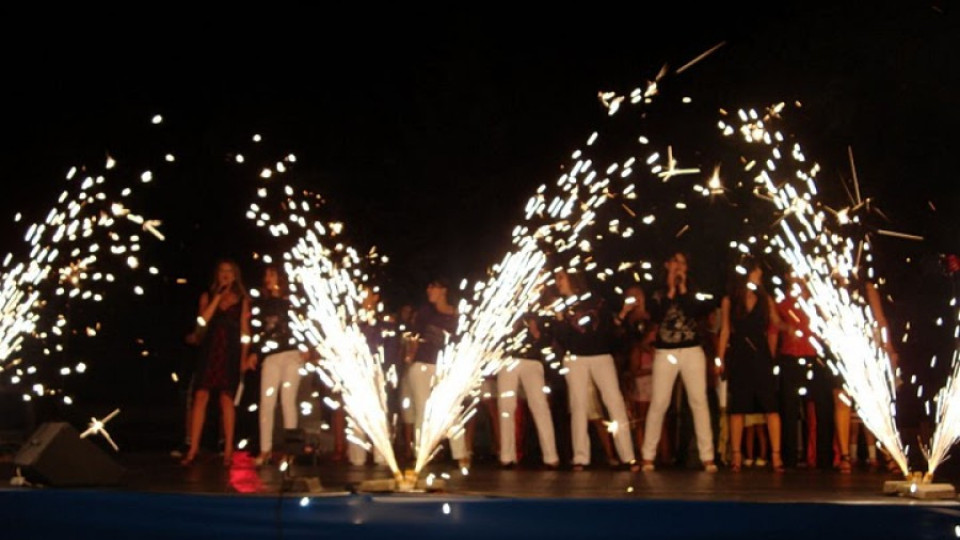 Летен фестивал „Огненият Дунав“ се провежда в Тутракан | StandartNews.com