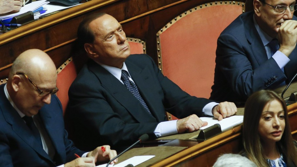Берлускони избира затвора пред домашния арест | StandartNews.com