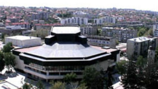 Дават работа на съкратени от кризата