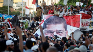 Египет забрани протестите на Мюсюлманското Братство
