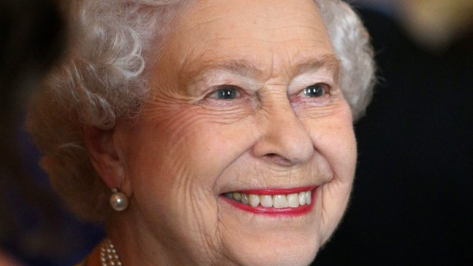 Елизабет II с реч за Третата световна | StandartNews.com