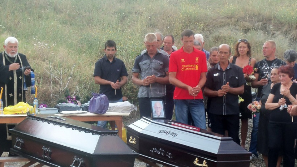 Погребаха миньорите от "Ораново" | StandartNews.com