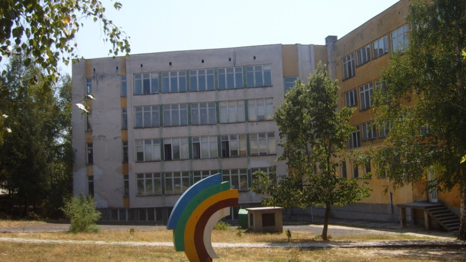 Санират най-голямото училище в Джебел | StandartNews.com