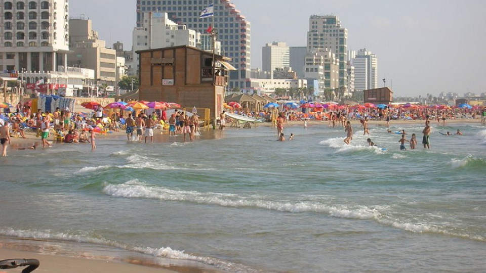 Палестински туристи превземат Тел Авив | StandartNews.com
