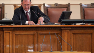 Миков пита партиите кога им е удобно заседание