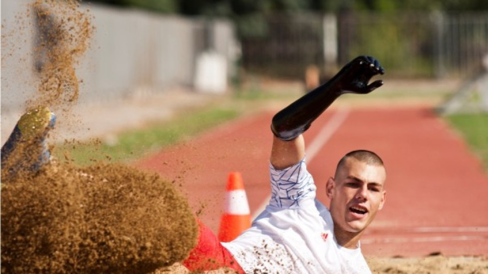 Мишо Христов е световен шампион на скок дължина с рекорд | StandartNews.com