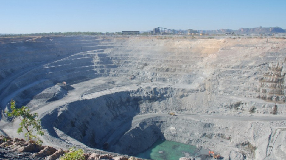 Казахстан увеличава добива на уранова руда  | StandartNews.com