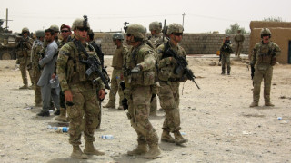 Полша съкращава броя на войниците си в Афганистан наесен