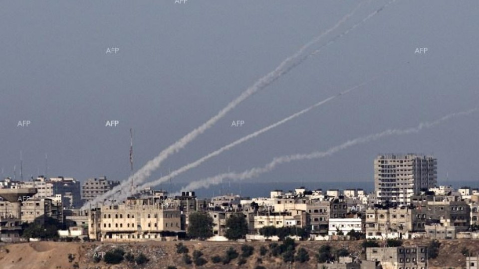 Ракети избухнаха в ливанския град Хермел | StandartNews.com